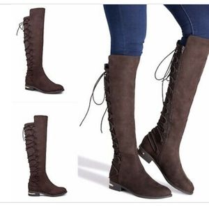 ShoeDazzle Celeste Flat Boot - 12